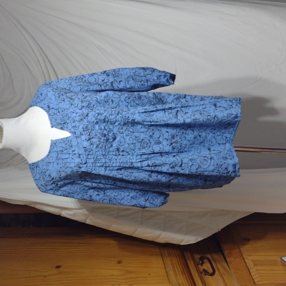 Pretty french blue Catherine's top, sz 0X